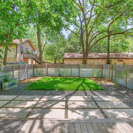 Relax By The Pool, Gather In Yard, Walk To 6Th St & Dtwn'S Top Eateries Austin Exterior photo